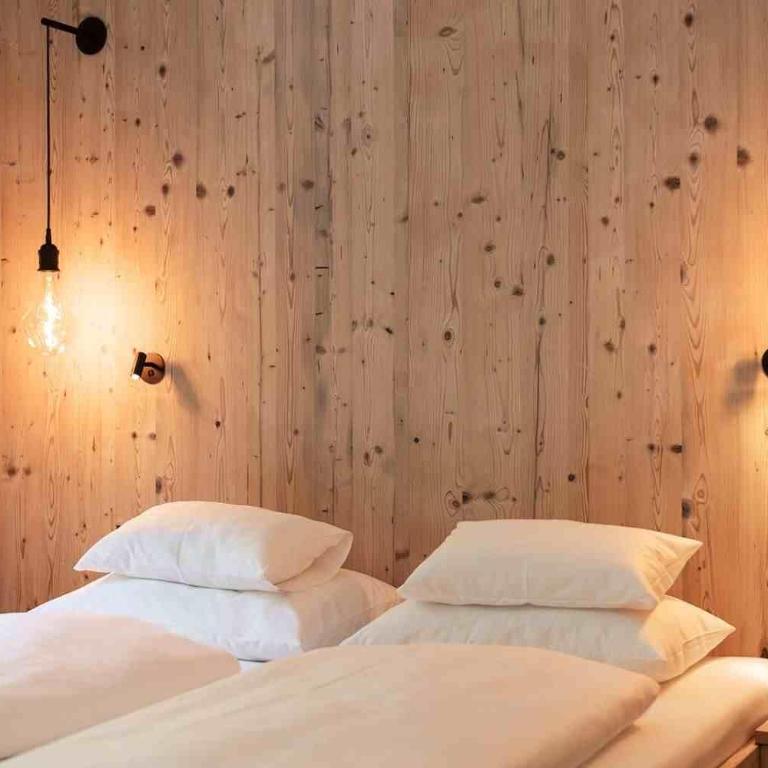 Hotel Kristall - Doppelzimmer mit Balkon - 2