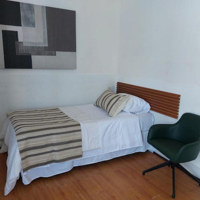 The GEORGE HOTEL - Luxury Triple Room - 1
