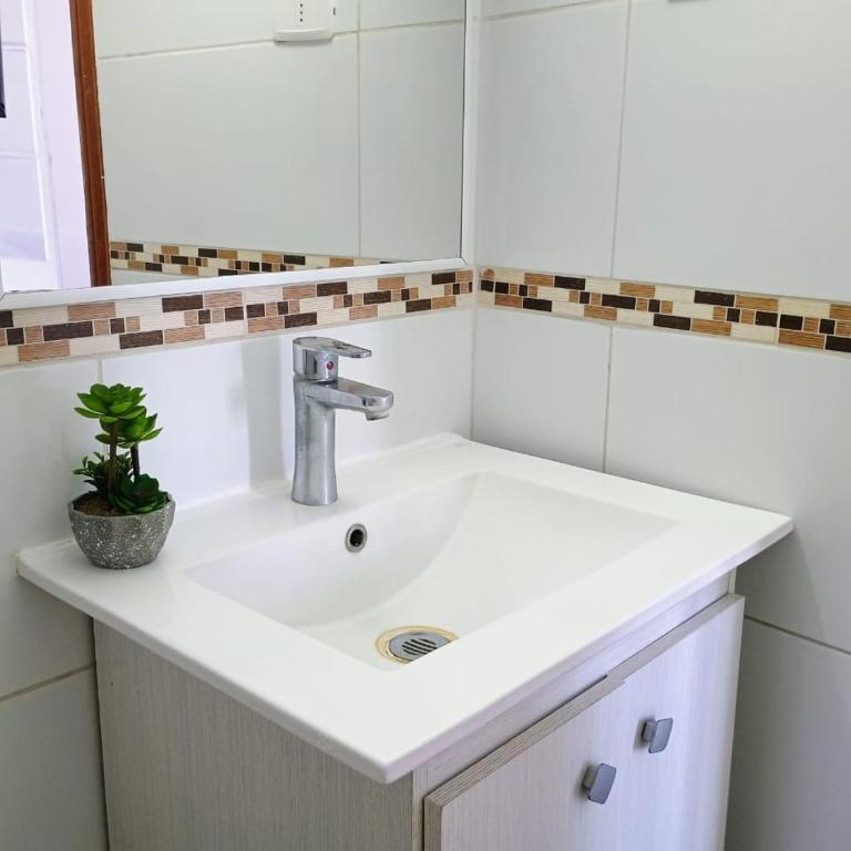 The GEORGE HOTEL - Luxury Triple Room - 4