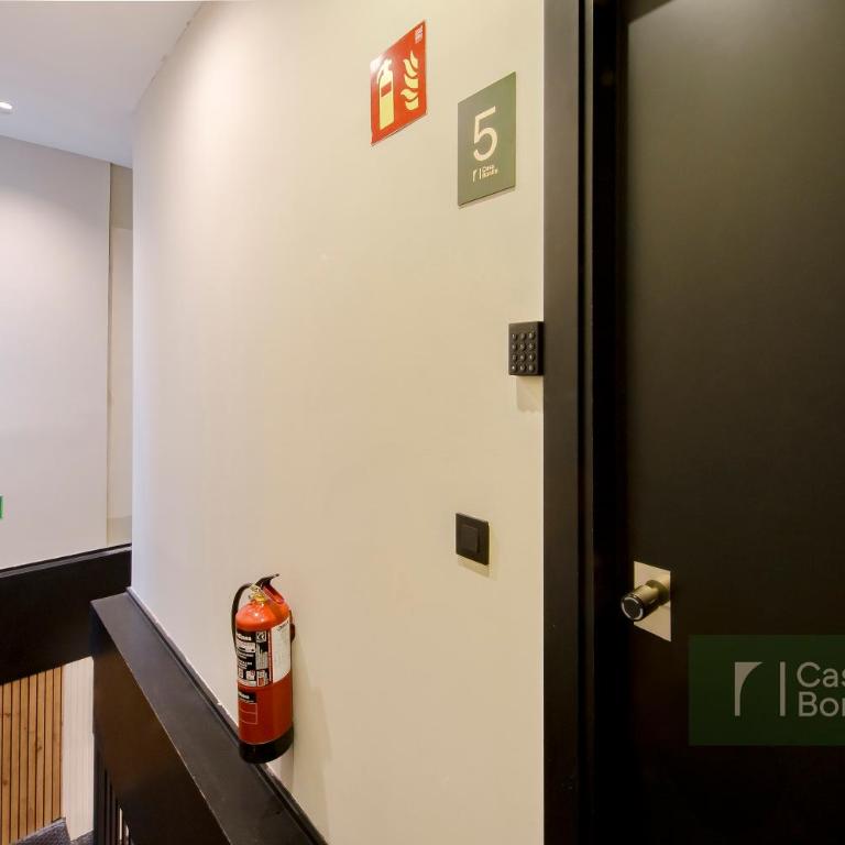 Tu Casa Bonita en Hernán Cortés - Two-Bedroom Apartment with Balcony - 5
