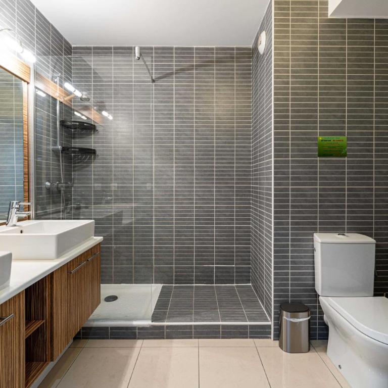 Spacious Apartment a c 1BR 4P – With Pool - Appartement - 14