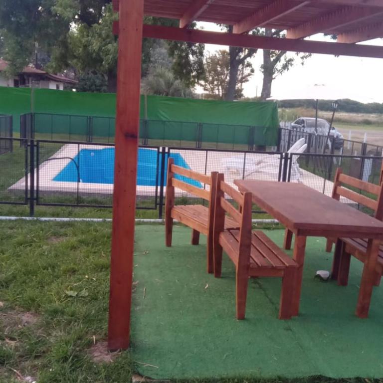 Estadía de Campo, Gran Parque, Pileta y Pérgola para comer asados - Casa de 3 dormitorios - 6