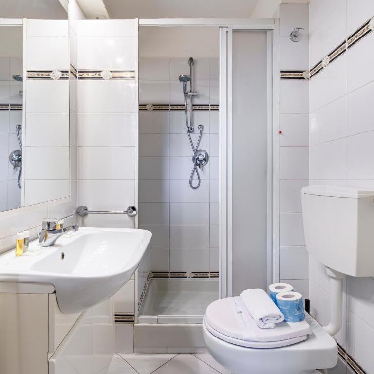 Corso Double - Large Double Room - 14