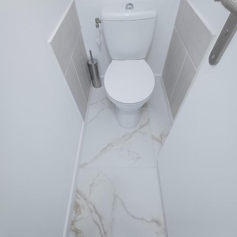 Studio Azur Sanary - central et cosy - One-Bedroom Apartment - 2