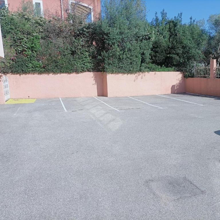 Studio Azur Sanary - central et cosy - One-Bedroom Apartment - 21