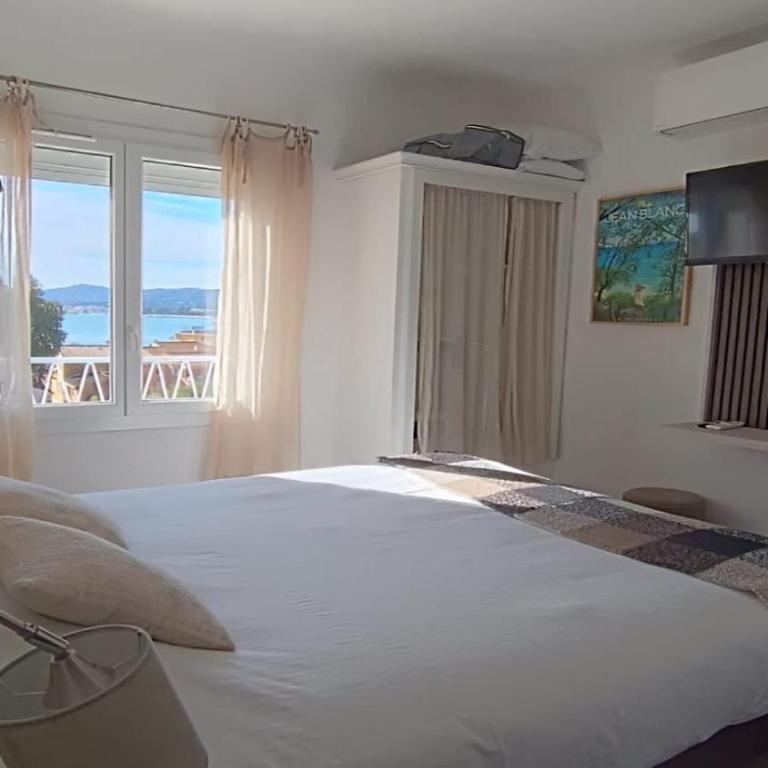 Hôtel La Petite Bohème - Chambre Double Supérieure - Vue sur Mer - 7