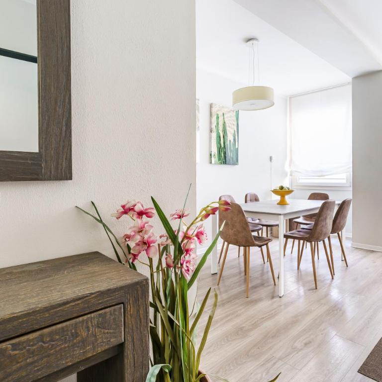 Corso Second Floor - Appartamento con 2 Camere da Letto - 5