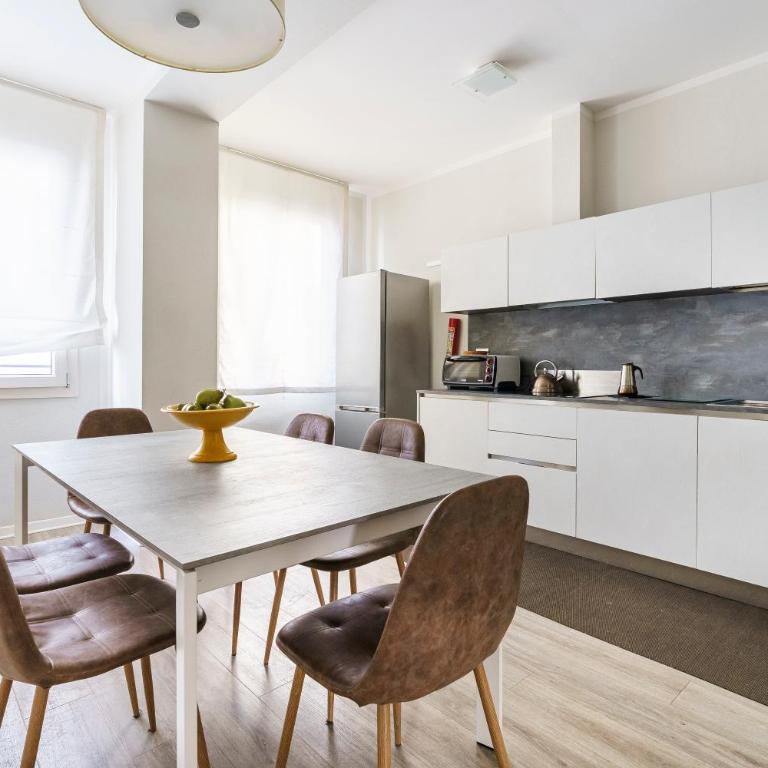 Corso Second Floor - Appartamento con 2 Camere da Letto - 6