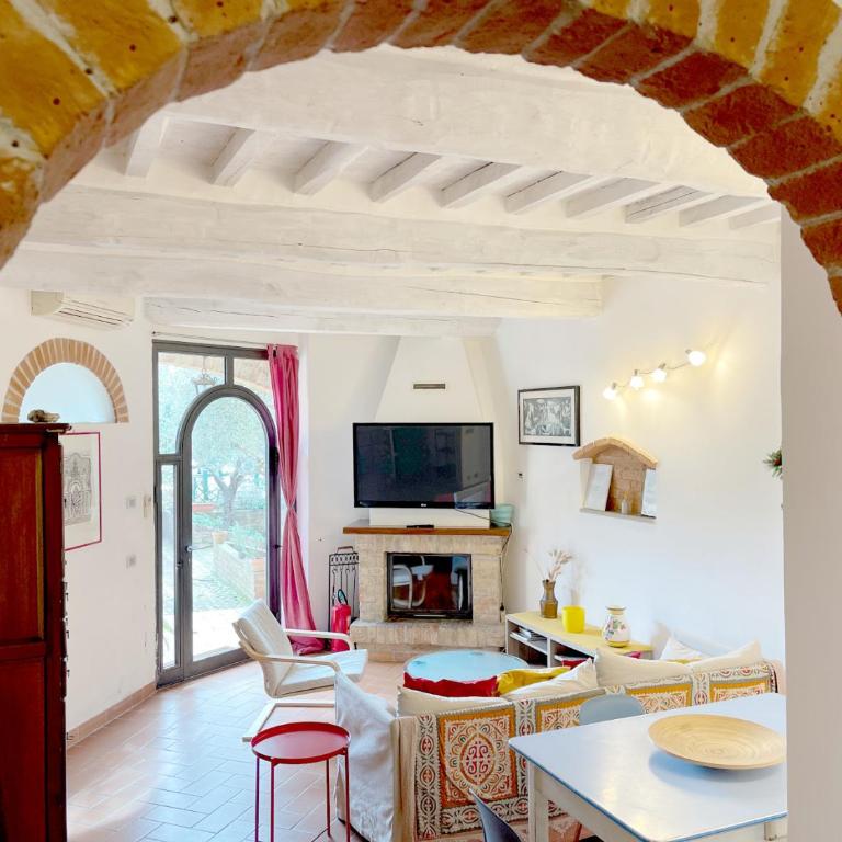Appartamento con Piscina e Giardino a Siena - Two-Bedroom Apartment - 26