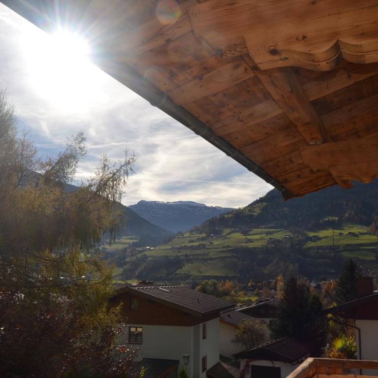 AlpenglueckGastein - Private mountain lodge - Apartment - auf 2 Etagen - 48