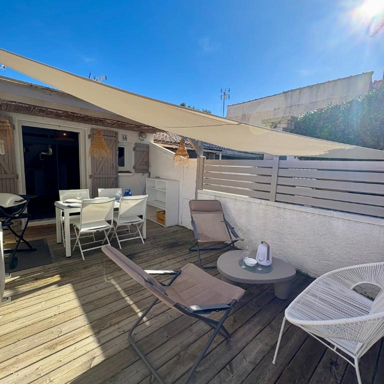 Pavillon rénové avec terrasse & piscine - Casa con 1 dormitorio - 2