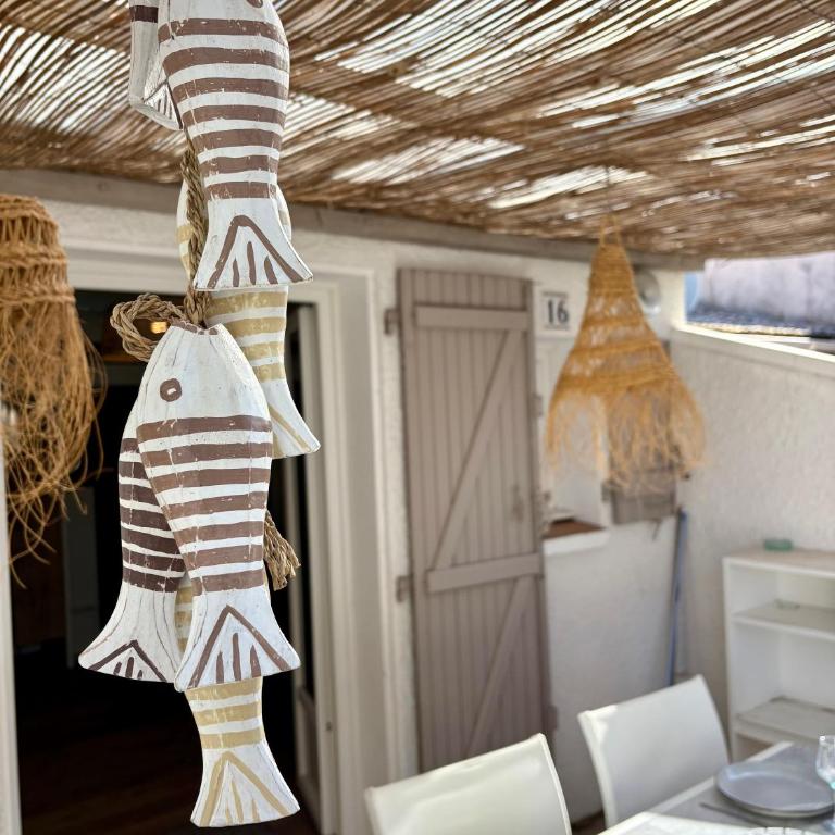 Pavillon rénové avec terrasse & piscine - Casa con 1 dormitorio - 13