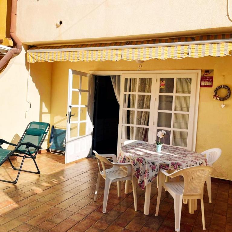 Mar Azul Primera línea de mar, casa privada con patio y solarium "La Bugamvulla" - Casa de 2 dormitorios - 6