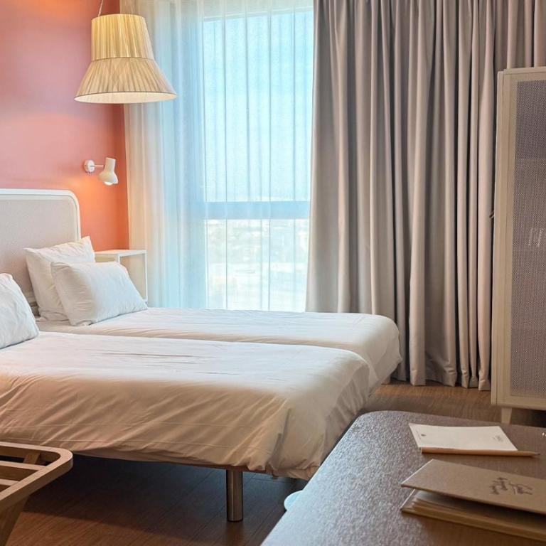 OKKO Hotels Nice Aéroport - Chambre Lits Jumeaux - 8
