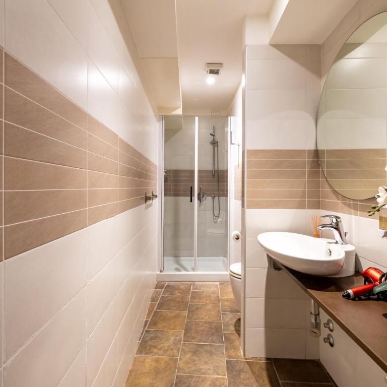 Guest House ai Tre Ponti - Camera Singola con Bagno Privato - 5