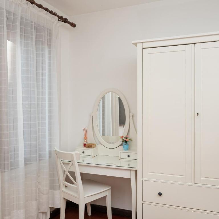 Tre Ponti Guest House Terrace - Camera Matrimoniale Standard con Bagno in Comune - 2