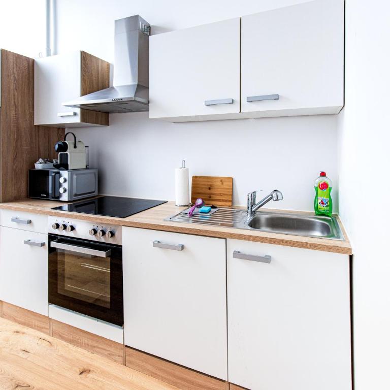 City Prestige Apartment - One-Bedroom Apartment - 2