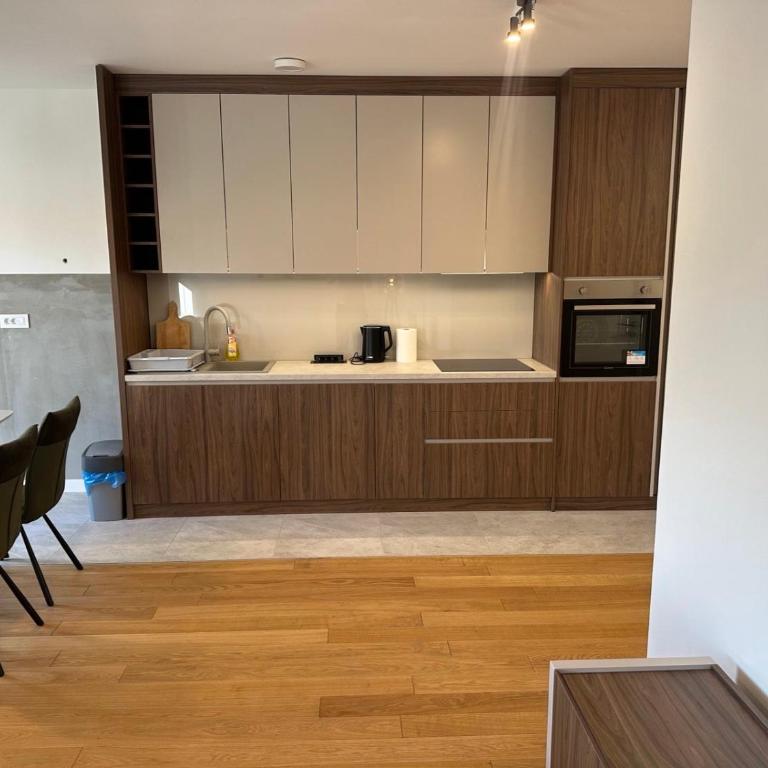 Apartment Nikolaj 1 - Apartman sa 2 Spavaće Sobe - 3