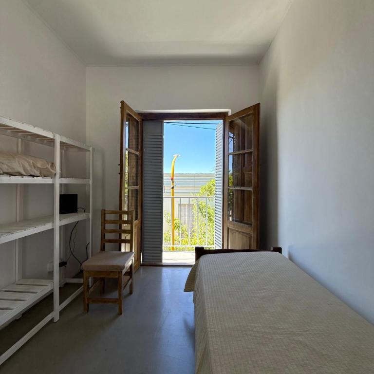 A pasos del centro y costanera - Amplio con patio - Apartamento de 1 dormitorio con vistas a la ciudad - 11