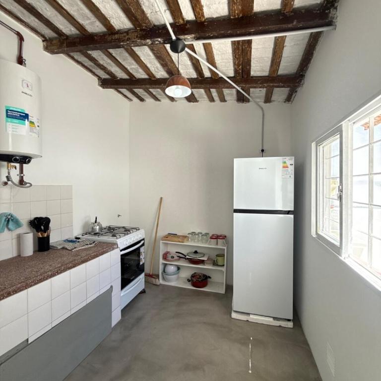 A pasos del centro y costanera - Amplio con patio - Apartamento de 1 dormitorio con vistas a la ciudad - 4