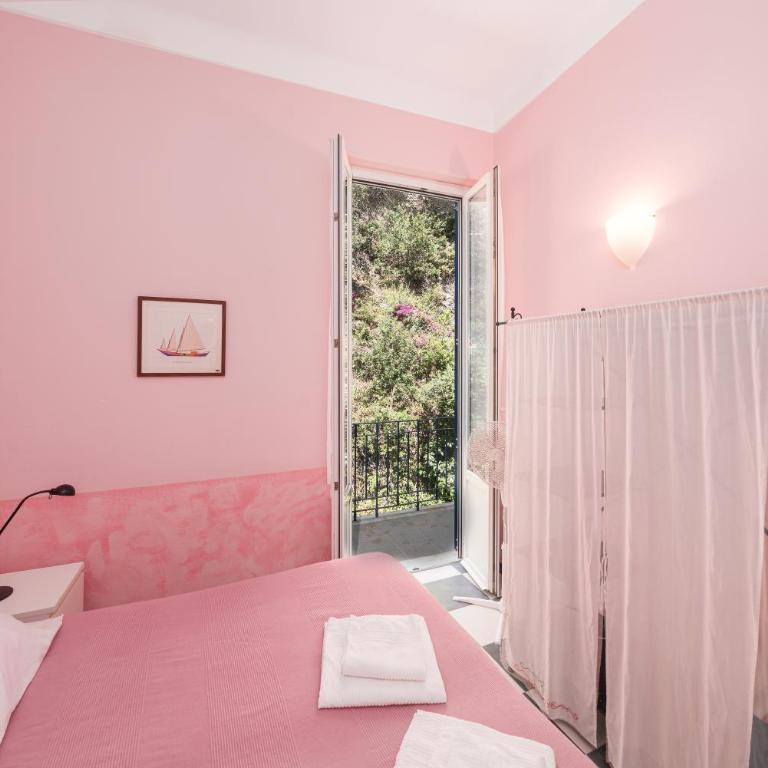 Bouganville House in the center - amazing sea view - Three-Bedroom Apartment - 46