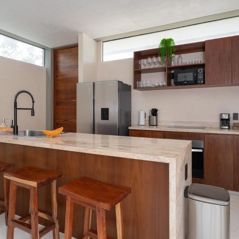 Limas - Three-Bedroom Premium Apartment with Balcony - 23