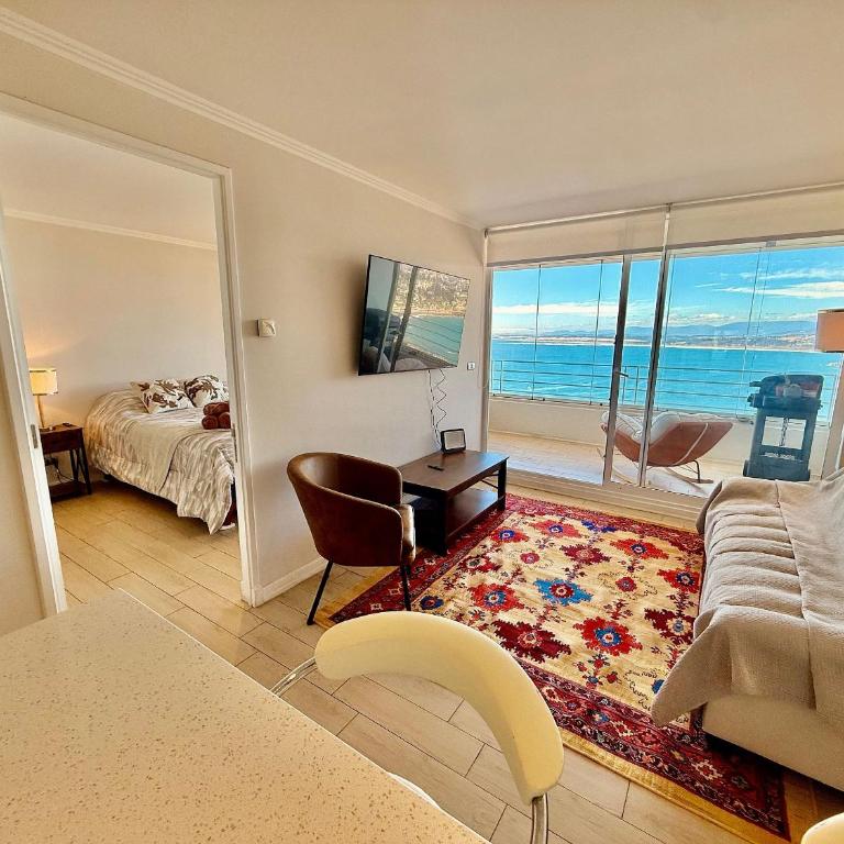 Apartment with ocean view and heated pool - Apartment - 12