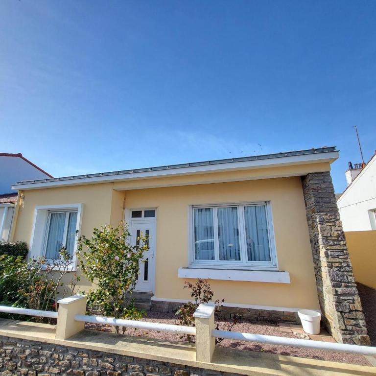 Charmant T3 avec Jardin Clos à 700m de la Plage et Commerces - FR-1-92-768 - Maison de Vacances (4 Adultes) - 11