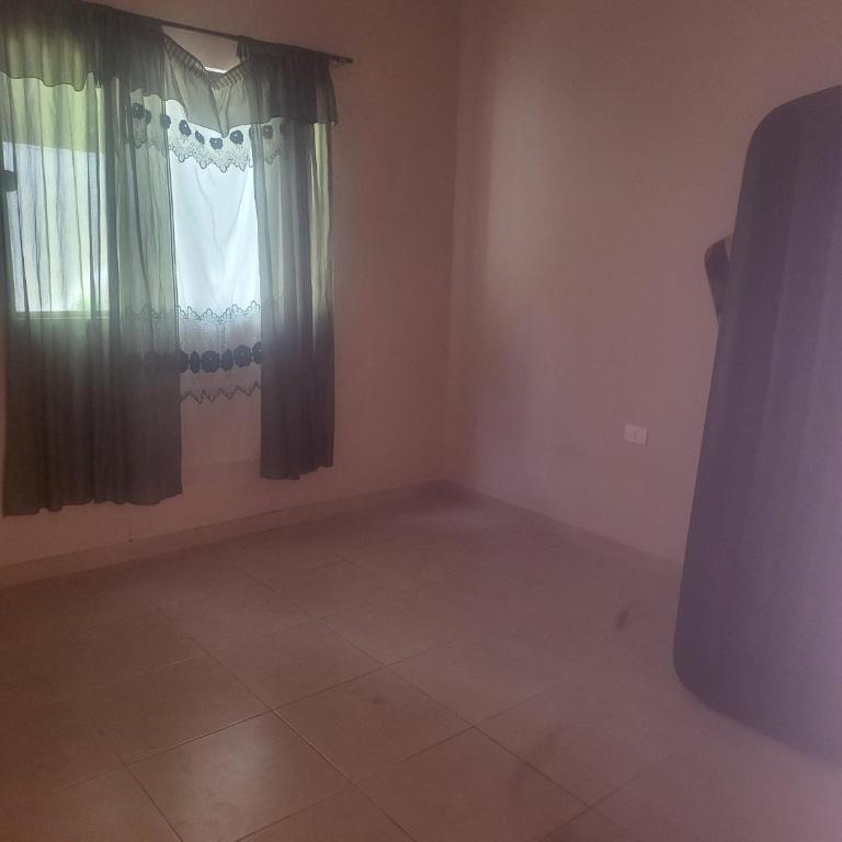 Casa Quinta en Atyra - Casa de 3 dormitorios - 2