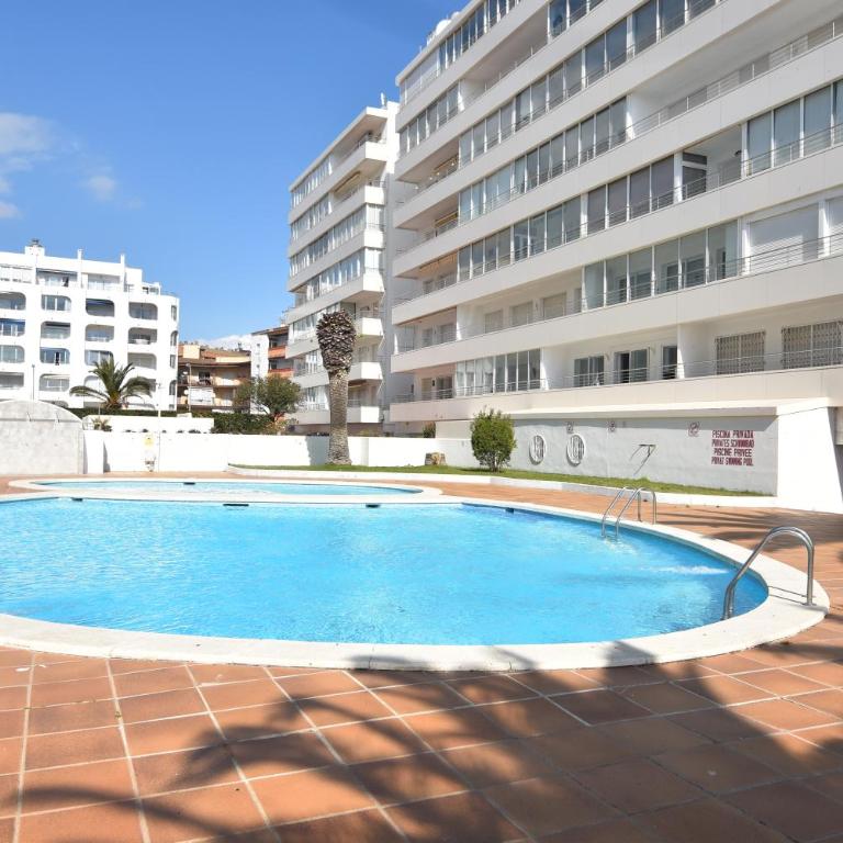 RNET - RHC 3603 Roses Holiday Center - Apartamento Superior - 24