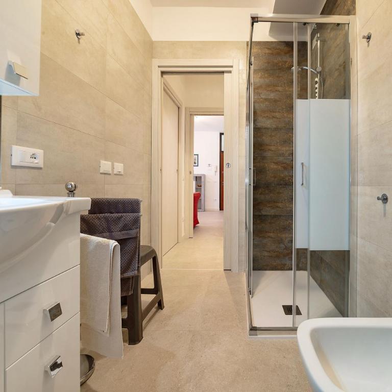 Appartamento situato in centro storico a Garda - Appartamento su 2 Livelli - 33