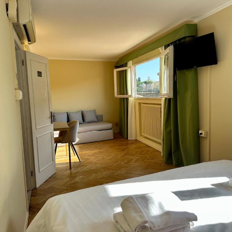 Boboli Living - Quadruple Room - 15