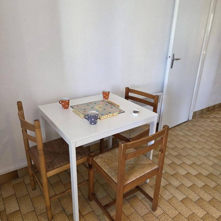 GENOIS Joli 2 Pièces 4 pers Mt St Martin proche port Cap d'Agde - Apartamento de 1 dormitorio - 9