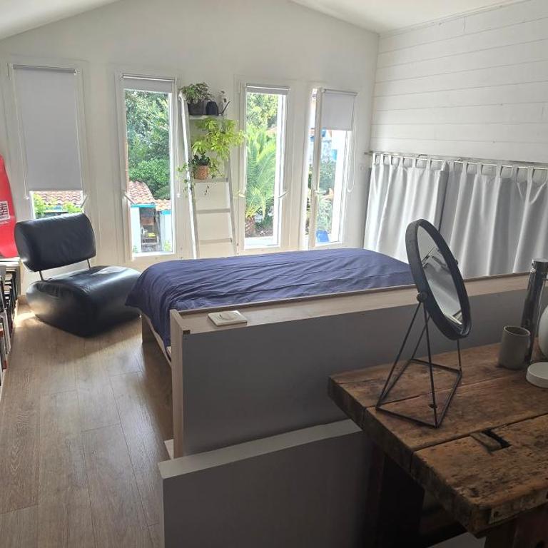 Maison avec piscine proche océan - Four-Bedroom House - 19