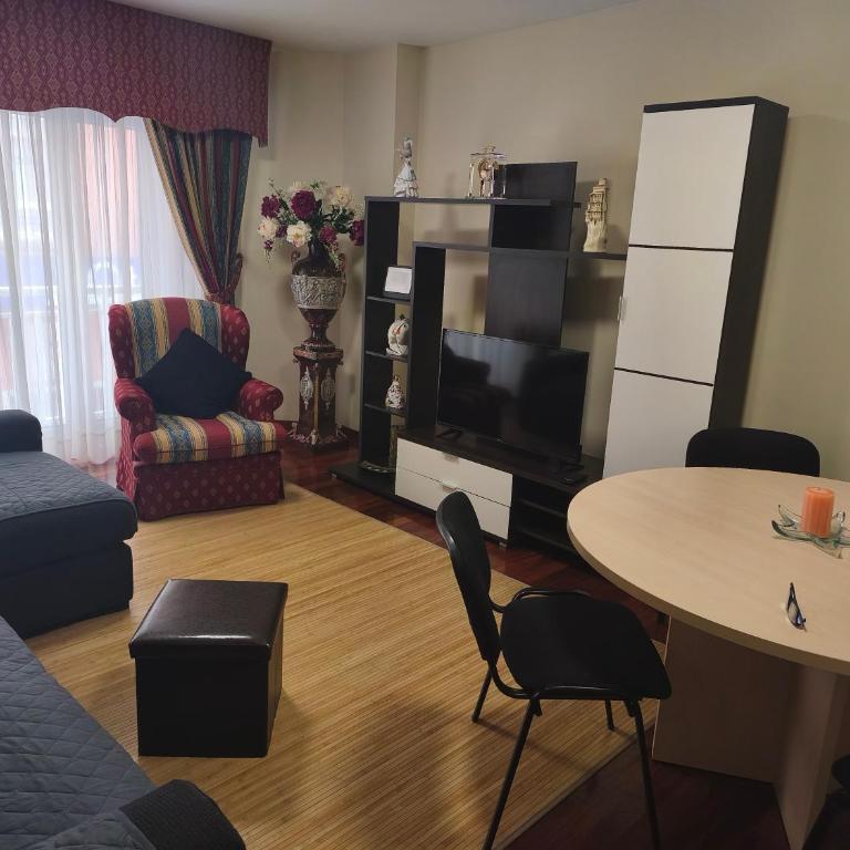 Piso Céntrico Nati Con Parking Incluído - Apartamento de 3 dormitorios - 10