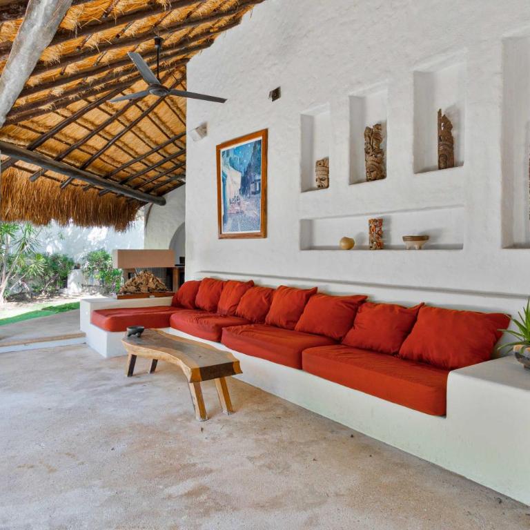 Casa Ceiba - 4 Bedroom Villa with Private Pool and great location in trendy neighborhood - fits 8 - Three-Bedroom Villa - 32