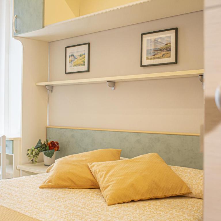 Hotel Sandra - Camera Matrimoniale Economy - 11