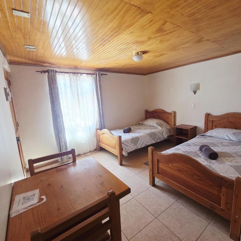 La Casa de Mireya - Double Room with Private Bathroom - 4