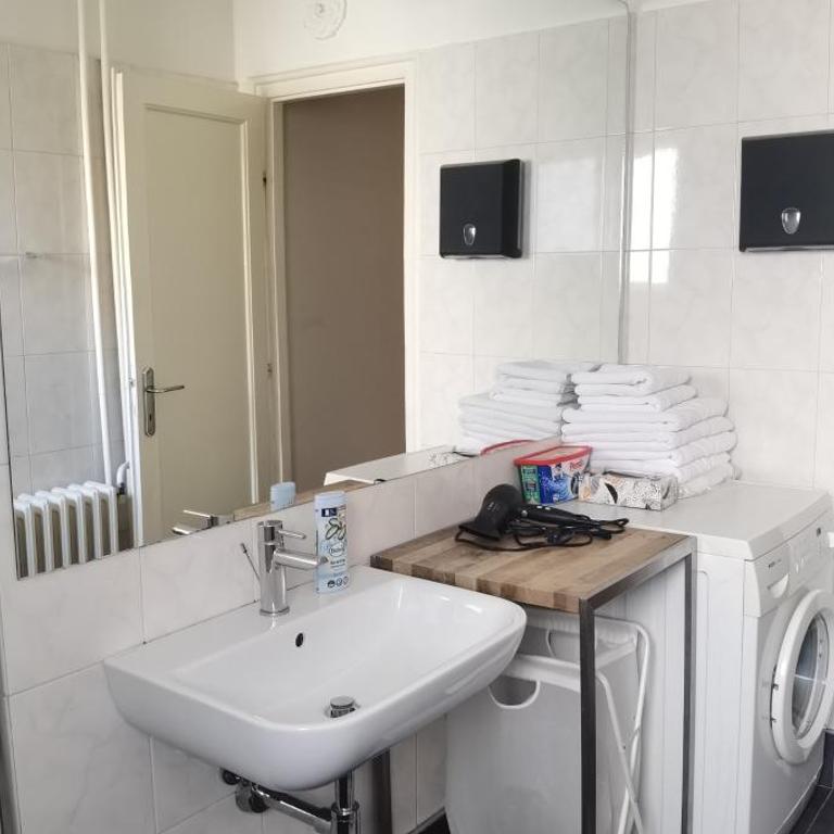 Spacious 2BR Apartment in the Heart of the City - Apartman sa 2 Spavaće Sobe - 8