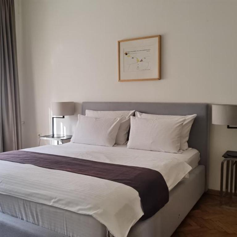 Spacious 2BR Apartment in the Heart of the City - Apartman sa 2 Spavaće Sobe - 14