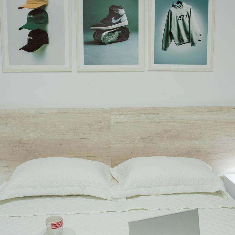 Studio rent - Deluxe Room (2 Adults + 1 Child) - 3