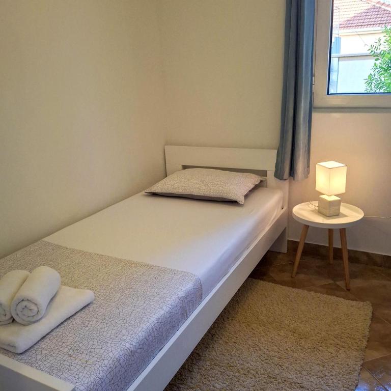 Veron Apartments - Two-Bedroom Apartment - 9