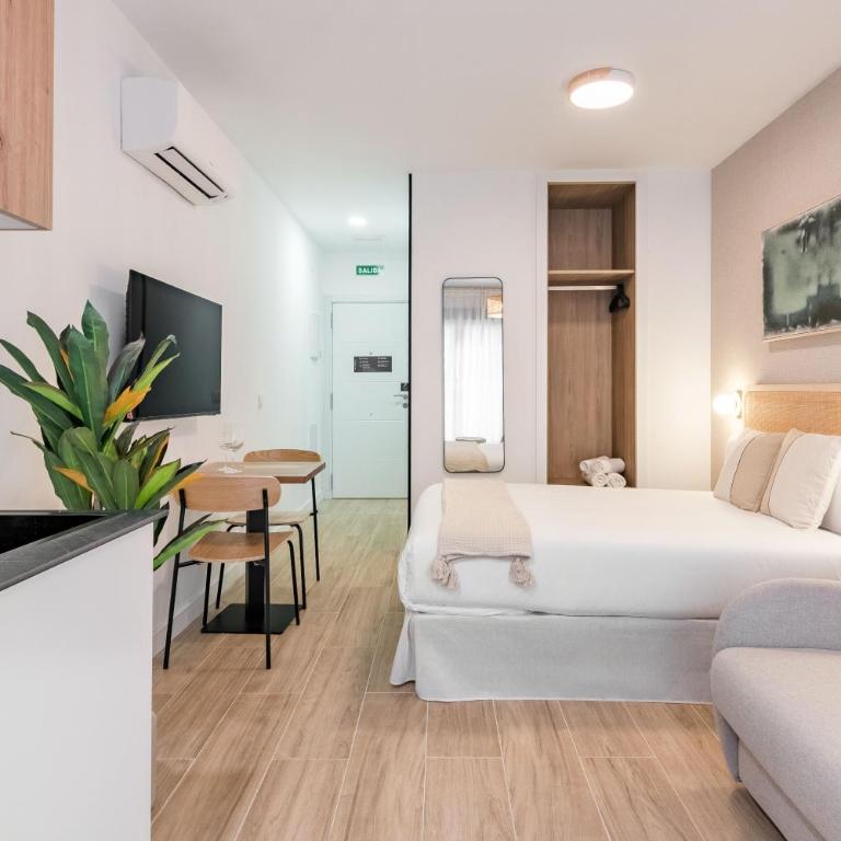 The Madrid Studios by Charming - Studio - 10
