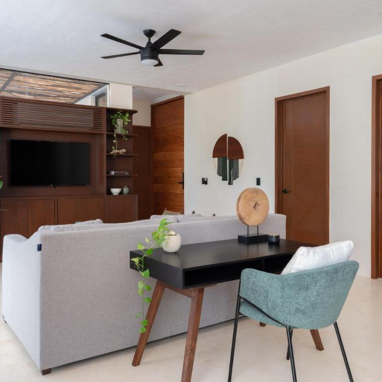 Limas - Two-Bedroom Apartment with Private Pool - 28