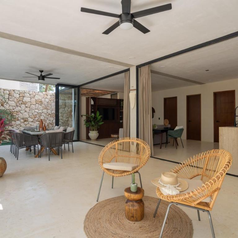 Limas - Two-Bedroom Apartment with Private Pool - 35