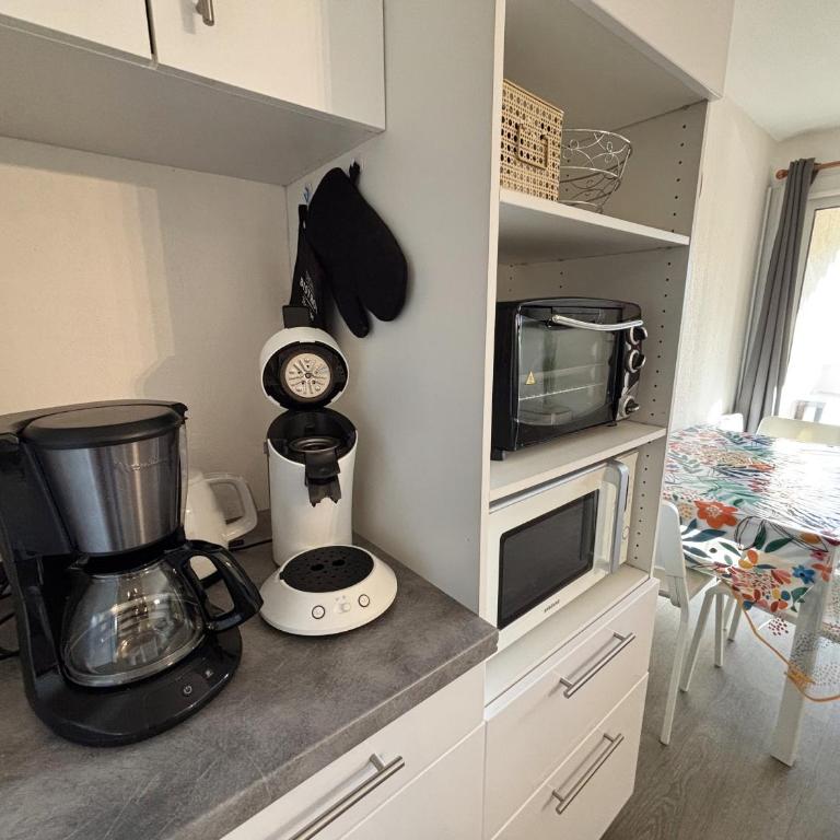 T2 climatisé dans résidence avec piscine, tout à pied - Apartment mit 1 Schlafzimmer und Terrasse - 6