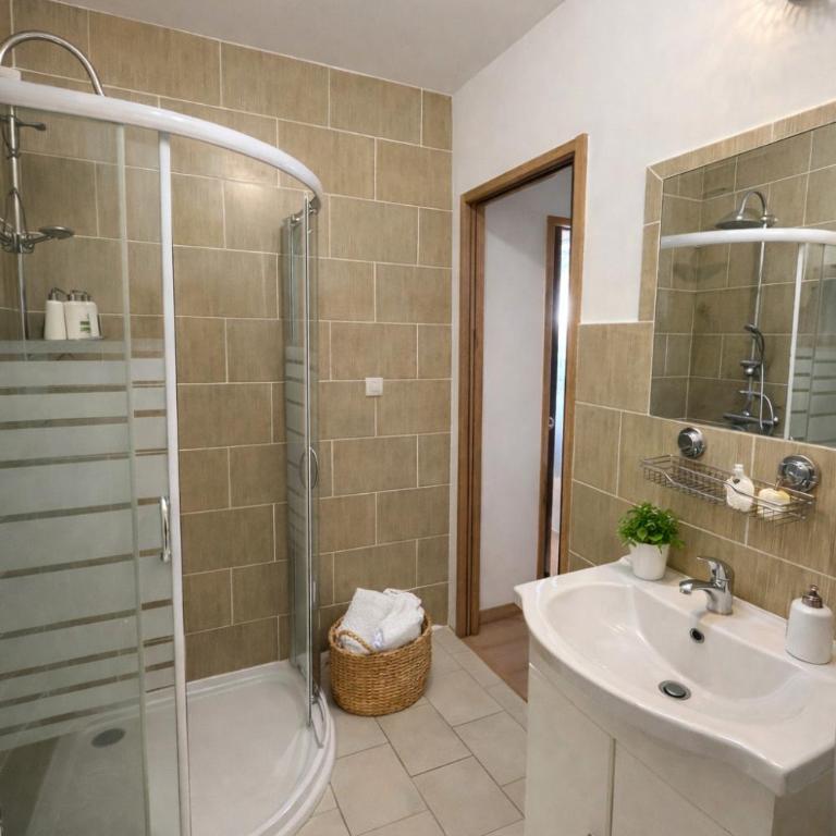 spacieux appartement central et paisible 6 personnes - Appartamento - 3