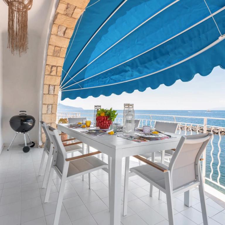 AMORE RENTALS - Villa del Sole - Villa - 4