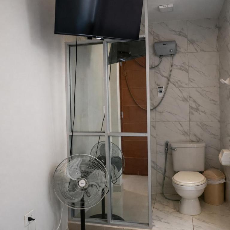 Peruyork Arbnb - Calle España - Two-Bedroom Apartment - 13
