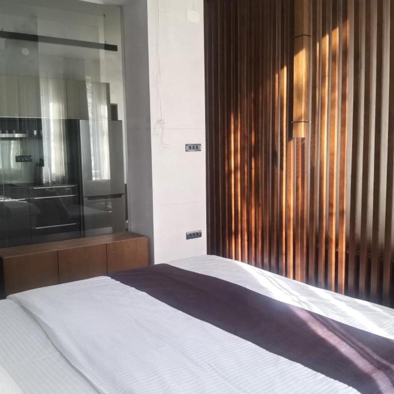 Brand New 3BR Apartment Prime Location and Free Parking - Apartman sa 3 Spavaće Sobe i Balkonom - 9
